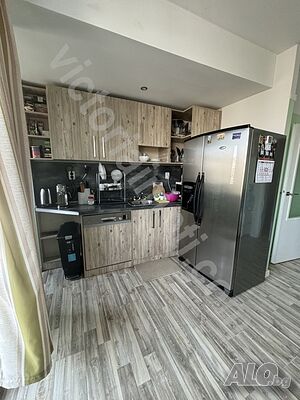Апартамент с три спални Широк център