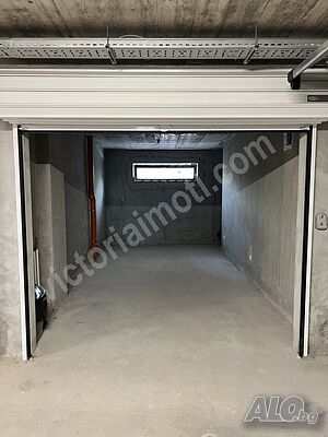 Гараж в нов комплекс в Зона Б