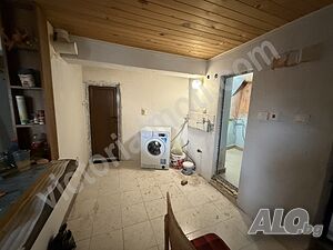 Едностаен апартамент с дворно място в кв. Варуша