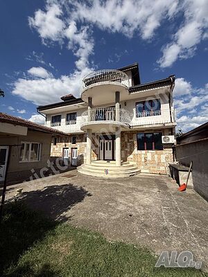 Луксозен имот в Лясковец