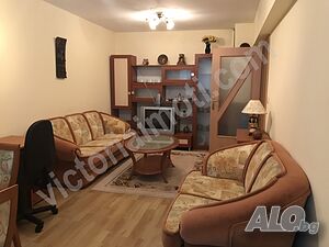 Двустаен апартамент на бул. България