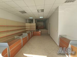 Просторен магазин до стадион Ивайло