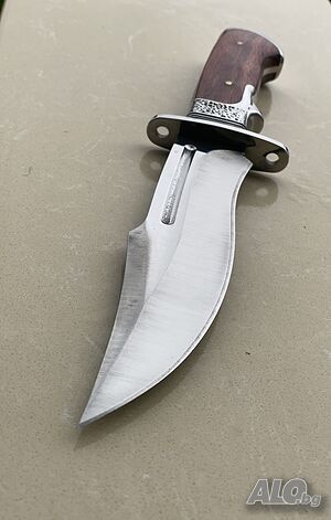 Стабилен и тежък ловен нож, кания 180 х300