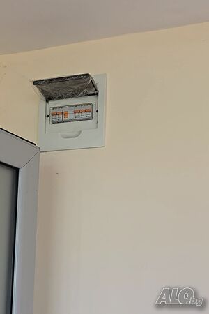 Продавам два офиса един до друг! Може заедно и по отделно на 1 етаж!