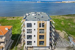 Голям 3-стаен с 2 бани - LakeView - ТОП ЦЕНИ!