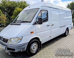 Продавам товарен бус Mercedes-Benz Sprinter 313 CDI двигател OM 611 (2.2 CDI) 2004 г., като НОВ!!!