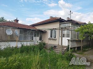 Едноетажна къща за продажба в село Гранитово