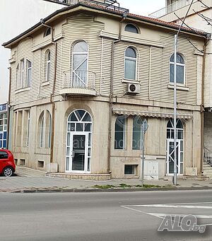 Продава имот в гр. Варна, в близост до Морска градина