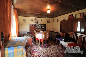 Вилен имот близо до града