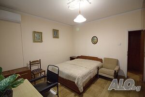 Многостаен тухлен с ТЕЦ в центъра