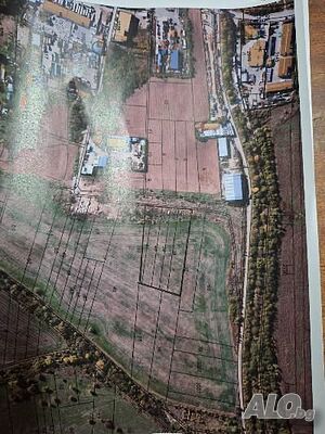 Ера Вива продава атрактивен парцел в промишлената зона на с. Лозен с лице на асфалтов път, равен и с..