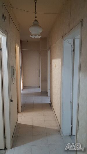 Продавам апартамент Тристаен апартамент 83 кв.м Тухла 1986 г. 7 етаж Непоследен | Апартаменти | Център Стара Загора