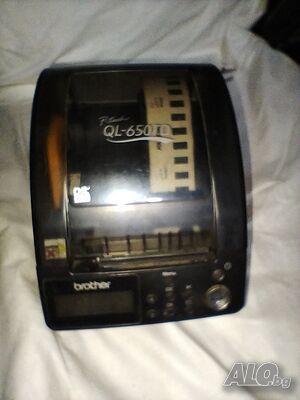 Продавам етикетен принтер Brother QL-650TD.