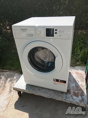 Продавам автоматична пералня за части