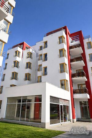 Тристаен апартамент на продажба, Слънчев Бряг