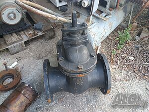 Продава се спирателен кран Ф150