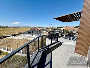 Yamacha Park Residence