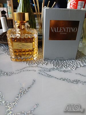 Разопакован дамски парфюм за жени Valentino Donna Eau de Parfum - Ликвидация на магазин!