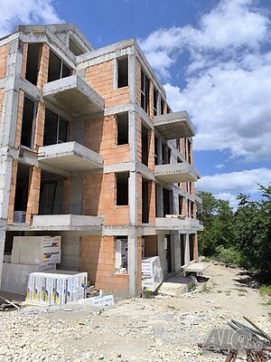 Продавам нов апартамент с две спални в кв. ”Виница”, гр. Варна