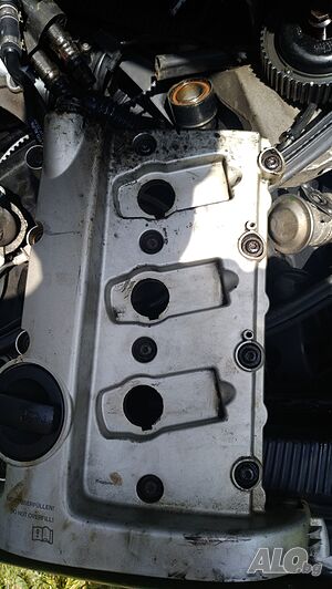 06C-103-471F; Капак за глава, лява, 3.0L Ауди а4 2002-06, а6 2002-04