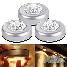 Комплект 3 броя LED Лампи за дома, Килера, Гаража, бутон за включване, 3xAAA, 1W, 6000K