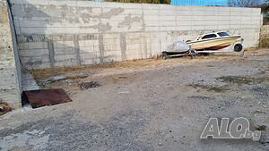 Автопаркинг, паркинг за каравана, платформа, колесар, автовоз, камион, депо, склад