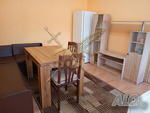 Етаж от къща в Бриз!
