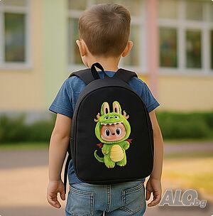 Детска раничка с герой