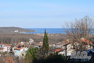 Приморско, напълно обзаведена 2-етажна къща с морска панорама