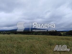 Поземлен имот във вилната зона на предпочитаното селище за летен отдих Варвара