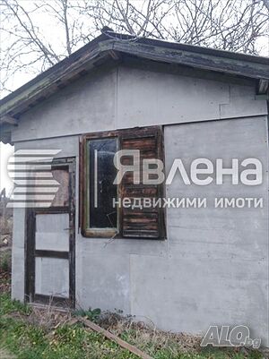Парцел в урбанизирана вилна зона на Царево за каравана или поставяем обект