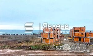 Прекрасна триетажна къща ново строителство в кв. Крайморие! Първа линия море! Без такса поддръжка!