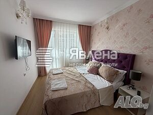 Луксозен тристаен апартамент в Сл. бряг