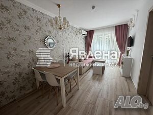Луксозен апартамент под наем на партерен етаж