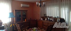 Тристаен апартамент в идеалния център на гр. Благоевград Тристаен апартамент 97 кв.м Тухла 1970 г. 2 етаж Първи жилищен | Апартаменти | Вароша Благоевград