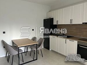 Обзаведен апартамент с три спални