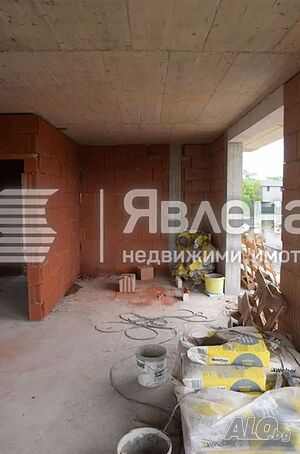 Жилище в нова сграда Тристаен апартамент 102 кв.м Тухла 2027 г. 3 етаж Непоследен | Апартаменти | близо до Първи корпус на ЮЗУ Благоевград