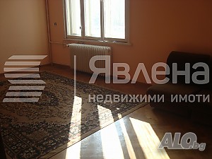 Офис в бизнес сграда 62 кв.м Необзаведен Втори жилищен етаж