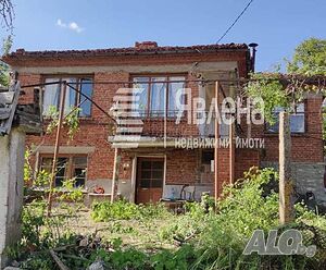 Къща в Ичера