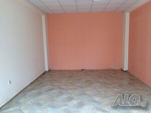 Търговски обект в кв. Колю Фичето