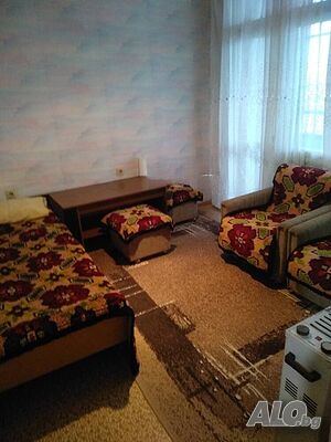 🏡 Просторен тристаен апартамент в кв. Георги Бенковски, гр. Ямбол! 🌇✨