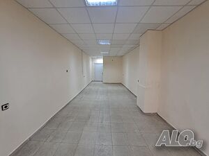 🏢 Търговско помещение под наем в идеален център! 🏢
