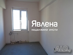 Офис в бизнес сграда 10 кв.м Необзаведен Първи жилищен етаж