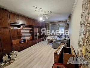 Двустаен апартамент в Георги Бенковски