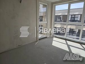 Двустаен апартамент в Chantrer Residence