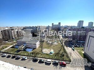 Светъл и топъл двустаен апартамент с отделна кухня за дългосрочен наем