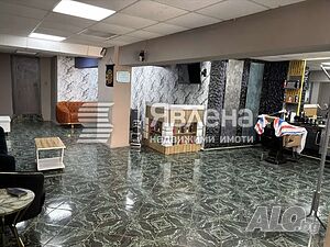 Просторен магазин до Борисовата градина