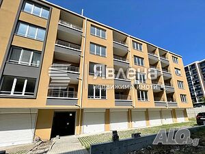 Просторен двустаен апартамент в сграда пред Акт 16