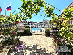 Тристаен мезонет с веранда в комплекс Нестинарка