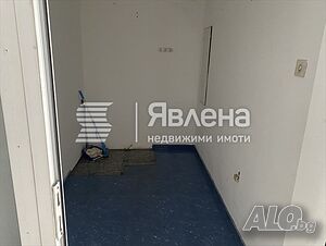 Търговско помещение в Супер Център на гр. Бургас